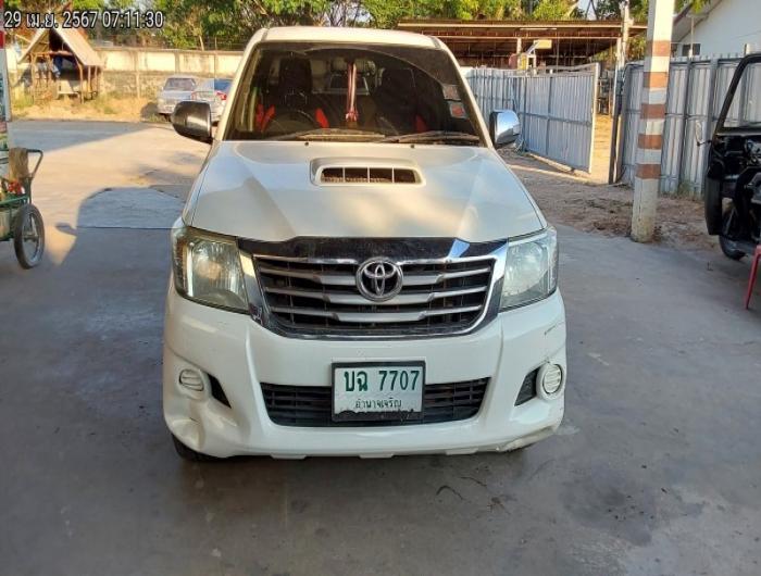 TOYOTA HILUX VIGO CHAMP SMART CAB 2.5 E M/T